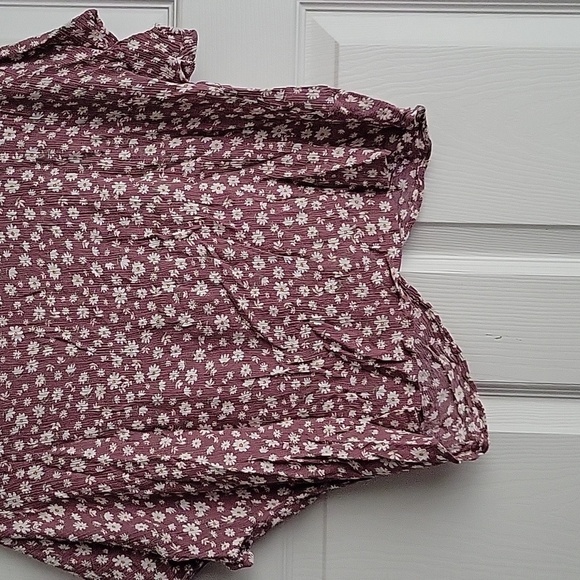 SO Women's Floral Top - Picture 6 of 10